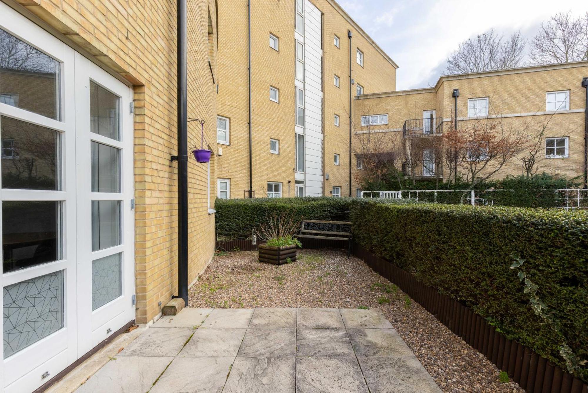 The Canada Water Apartments London Exterior photo